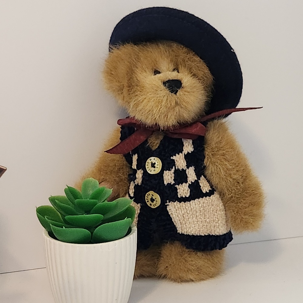 Boyds Bears Plush Teddy Bear with Navy Checkered Vest and Blue Felt Hat 8 Inch